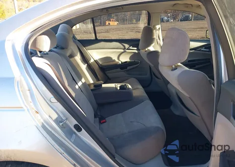 2010 Honda Accord 2.4 Lx z USA, uszkodzony, nr VIN 1HGCP2F34AA119088